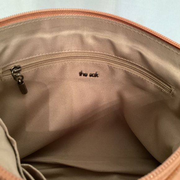 The Sak Lumi Crochet Crossbody Bag - Picture 12 of 13